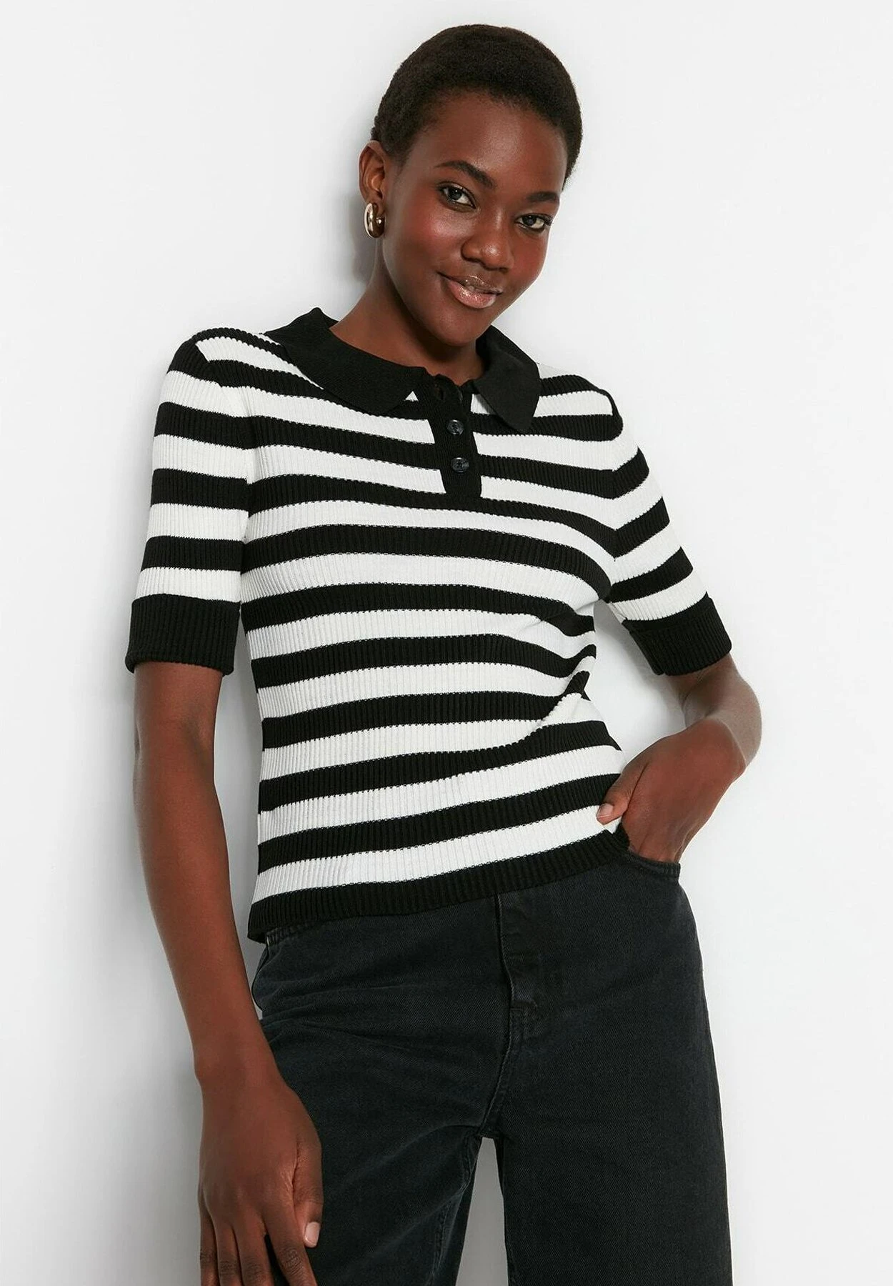 Trendyol Polo - Black 3 Trendyol Polo - Black