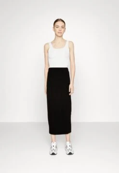 Noisy May Nmcity Long Skirt - Jupe Longue - Black -Stradivarius Soldes 0cb6618246164ef4a42b0955873c6443