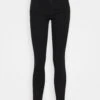 Selected Femme Jeans Skinny - Black Denim -Stradivarius Soldes 0db2f99f3efc462d8e640879edad77a6