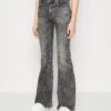 MISS SIXTY Jean Flare - Black Fog 1 MISS SIXTY Jean Flare - Black Fog -Stradivarius Soldes 11a5021814b74a0799a51a79a6f69e8f