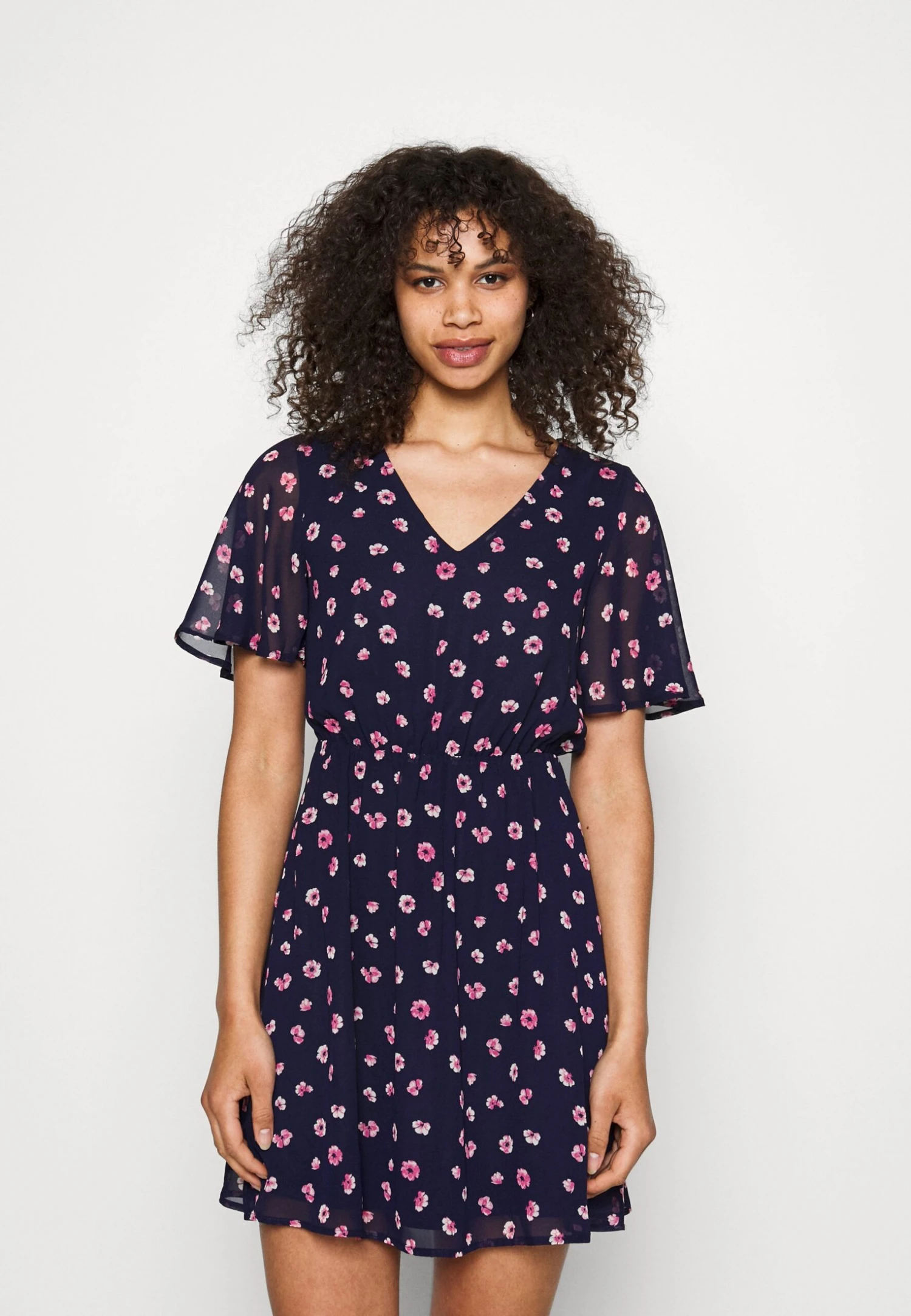 Anna Field V-Neck Sleeve Dress - Robe De Jour - Dark Blue/Pink 6 Anna Field V-Neck Sleeve Dress - Robe De Jour - Dark Blue/Pink – Image 4
