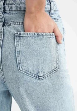 DeFacto Jean Flare - Blue -Stradivarius Soldes 155e657d4e7640aa831772cd1ef479c2