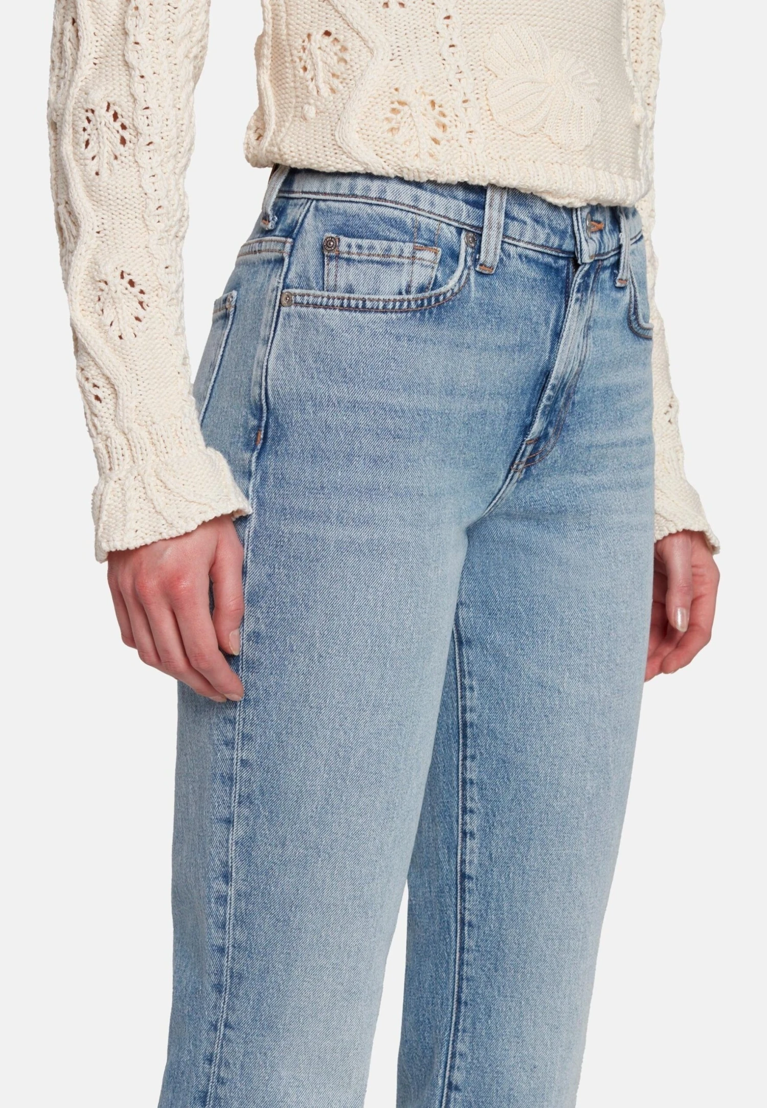 7 For All Mankind Betty - Jean Bootcut - Light Blue 6 7 For All Mankind Betty - Jean Bootcut - Light Blue – Image 4