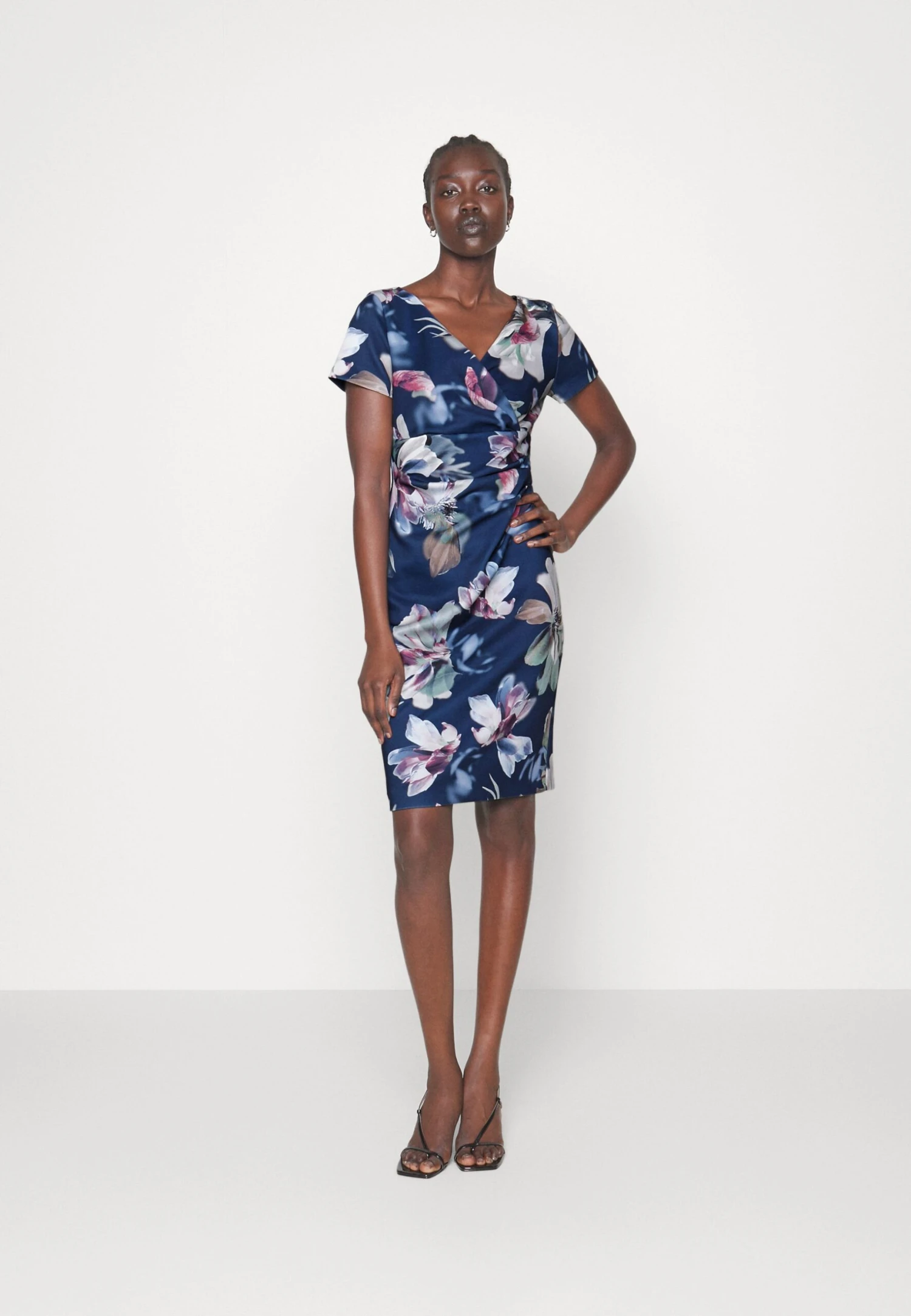 SWING Mit Blumendruck - Robe En Jersey - Navy/Multi-Coloured 4 SWING Mit Blumendruck - Robe En Jersey - Navy/Multi-Coloured – Image 2