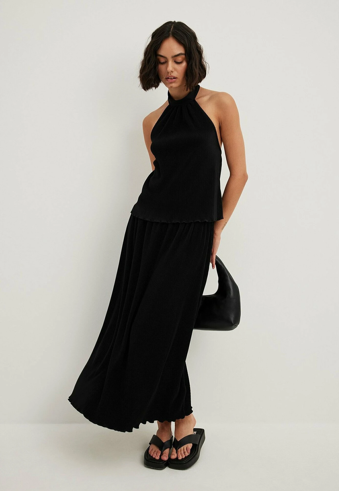 NA-KD Plissierter - Jupe Longue - Black 4 NA-KD Plissierter - Jupe Longue - Black – Image 2