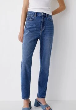 PULL & BEAR Jean Droit - Dark Blue 20 PULL & BEAR Jean Droit - Dark Blue -Stradivarius Soldes 2457d1c5511848c4ac68f7778119db82