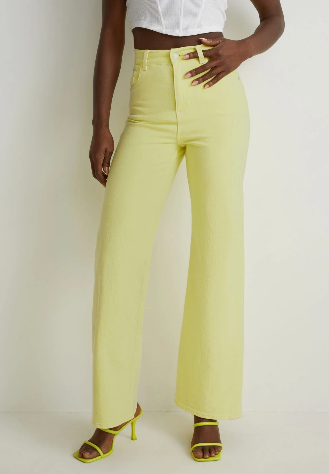 Jean Flare - Yellow 3 Jean Flare - Yellow