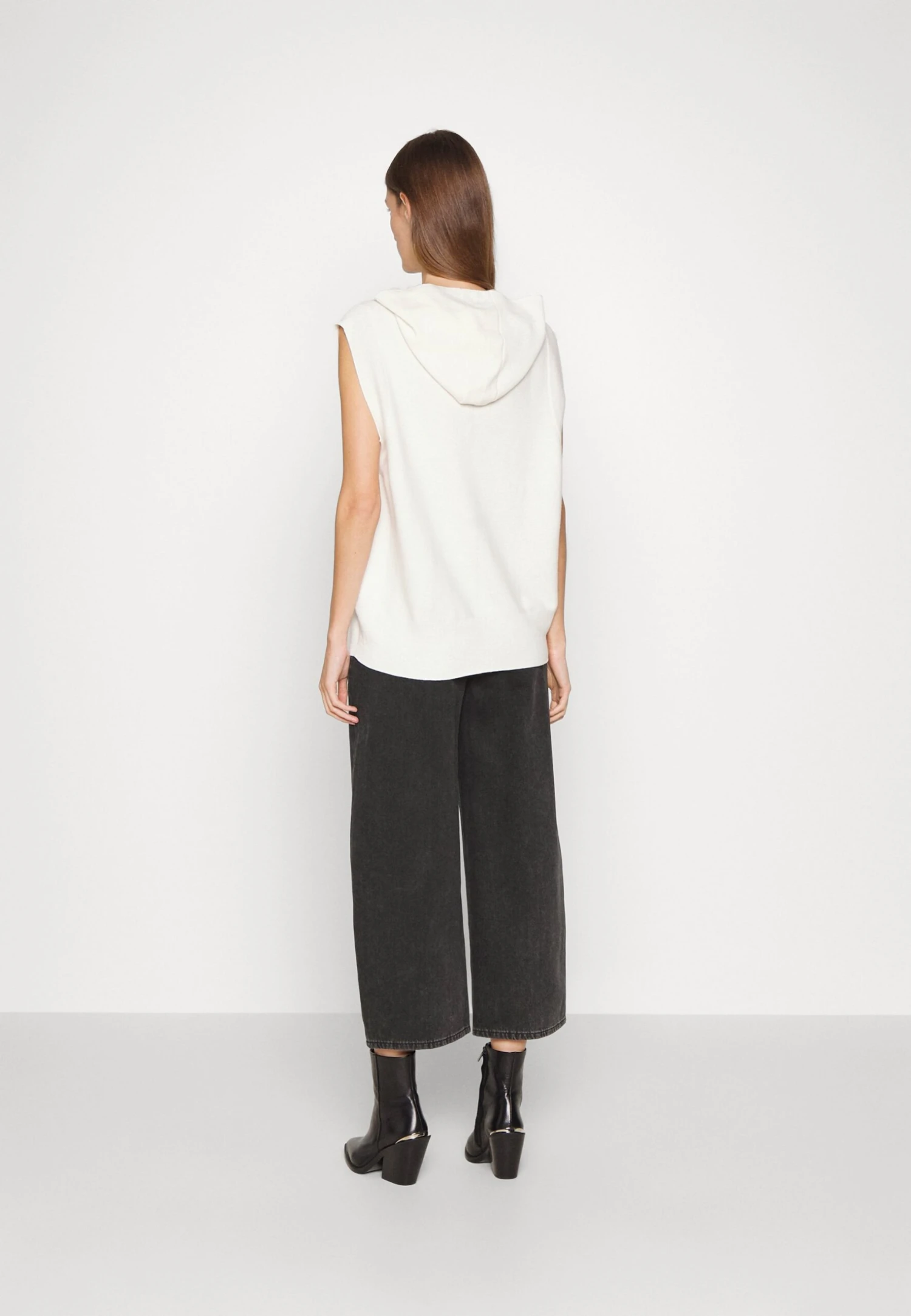 DRYKORN Cuso - Jean Bootcut - Schwarz 5 DRYKORN Cuso - Jean Bootcut - Schwarz – Image 3