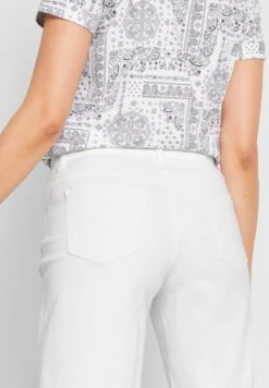 Capri-Komfort-Stretch 2Er Pack - Jean Flare - Blue 12 Capri-Komfort-Stretch 2Er Pack - Jean Flare - Blue -Stradivarius Soldes 29bf3586740d4dc49114e304a7c60b7a