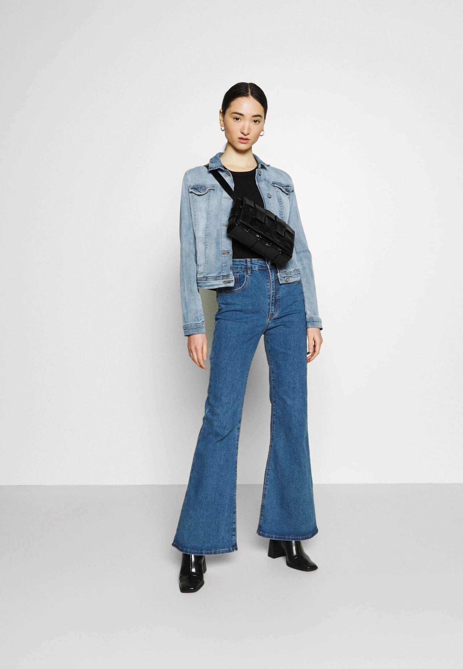 Gina Tricot Nova Tank 2 Pack - Débardeur - Black 4 Gina Tricot Nova Tank 2 Pack - Débardeur - Black – Image 2