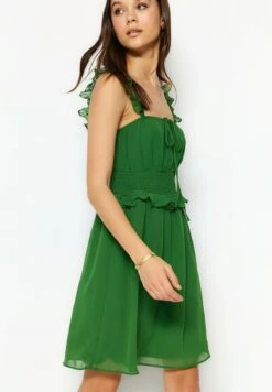 Trendyol Robe De Jour - Green -Stradivarius Soldes 32ff7356693543cea94eada0107355c3