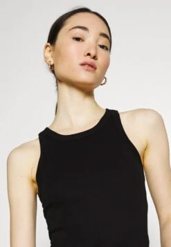 Gina Tricot Nova Tank 2 Pack - Débardeur - Black 11 Gina Tricot Nova Tank 2 Pack - Débardeur - Black -Stradivarius Soldes 345b88bb604449a893ecb5f2d9a17a33