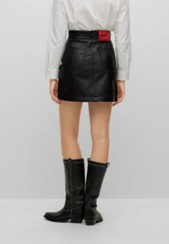 Hugo Lusila - Jupe En Cuir - Black One 9 Hugo Lusila - Jupe En Cuir - Black One -Stradivarius Soldes 37682c5d5676436184266436bd081ac4