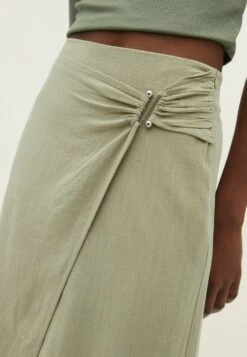 Stradivarius Rustic Midi - Jupe Portefeuille - Light Green 12 Stradivarius Rustic Midi - Jupe Portefeuille - Light Green -Stradivarius Soldes 3be068e10a8a4fa884c9b7226196f54d