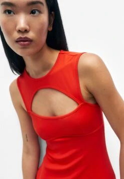 PULL & BEAR Short Cut Out - Robe Fourreau - Coral -Stradivarius Soldes 3c2374f2819c46ec93670df25259948e