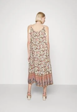 Yasgemma Strap Midi Dress - Fest - Robe De Jour - Apricot -Stradivarius Soldes 3d872b6a39b146b8b9e5b083c41d1aac