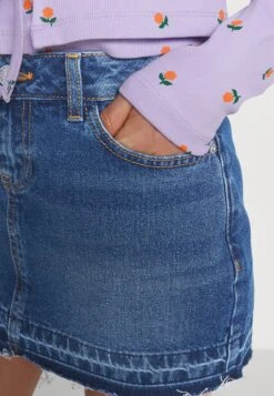Noisy May Petite Nmcary Mini Skirt - Jupe En Jean - Blue Denim 13 Noisy May Petite Nmcary Mini Skirt - Jupe En Jean - Blue Denim -Stradivarius Soldes 3e97e712cb944ec2a4b974af2f0fd67e