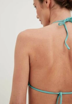 NA-KD Wendbares - Haut De Bikini - Green Blue -Stradivarius Soldes 3f905647d1564dc1af725ef3d17bc956