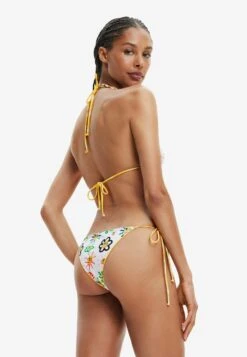 Desigual Reversible Triangle Bikini - Haut De Bikini - Multicoloured 9 Desigual Reversible Triangle Bikini - Haut De Bikini - Multicoloured -Stradivarius Soldes 422d3dffcb5a4e89a9966330c48e4539