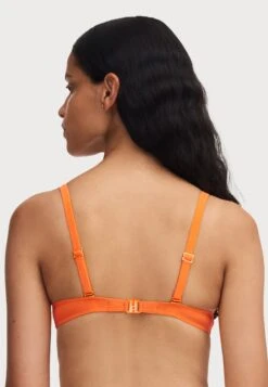 Chantelle Emblem Half Cup Memory Bra - Haut De Bikini - Orange 9 Chantelle Emblem Half Cup Memory Bra - Haut De Bikini - Orange -Stradivarius Soldes 452ee710a8654b64b443a93fd924c0e3