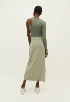 Stradivarius Rustic Midi - Jupe Portefeuille - Light Green 11 Stradivarius Rustic Midi - Jupe Portefeuille - Light Green -Stradivarius Soldes 4787ecc19520482894d03231cbd24af3