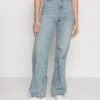 Vero Moda Tall Straight Jeans - Jean Droit - Light Blue Denim -Stradivarius Soldes 4c01df96cdab4f7184037bd200eafdd3