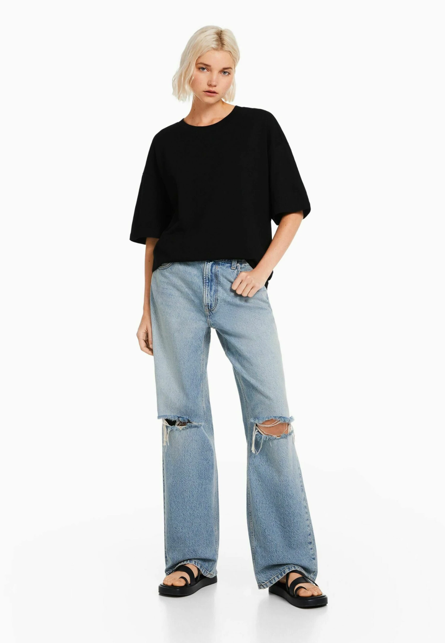 BERSHKA Short Sleeve - T-Shirt Basique - Black 4 BERSHKA Short Sleeve - T-Shirt Basique - Black – Image 2