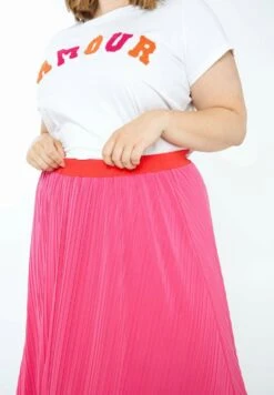 Langer, Unifarbener Mit Farbigem Gürtel - Jupe Plissée - Fushia 14 Langer, Unifarbener Mit Farbigem Gürtel - Jupe Plissée - Fushia -Stradivarius Soldes 6439823f87954b2ab627128a182d4bb6