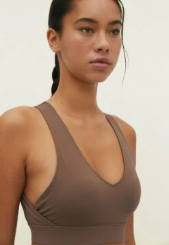 Stradivarius V-Neck - Débardeur - Brown -Stradivarius Soldes 6cb32ba014004d4d83a9efbae869c676