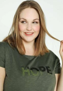 Hope - T-Shirt Imprimé - Khaki 19 Hope - T-Shirt Imprimé - Khaki -Stradivarius Soldes 76de0cba3b3a447b9ae640623d110565