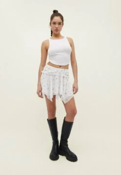 Stradivarius Printed With Pointed Detail - Minijupe - White -Stradivarius Soldes 7752e7186660480ab15469f775d6e9e1