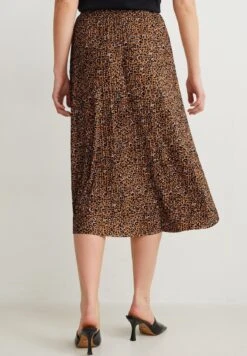 Jupe Plissée - Brown -Stradivarius Soldes 779ef632d01e477abf598bc8b74c0135