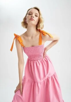 DeFacto Tiered - Robe Longue - Pink -Stradivarius Soldes 783e106bc3014b82ad281cdbb51d1ac7