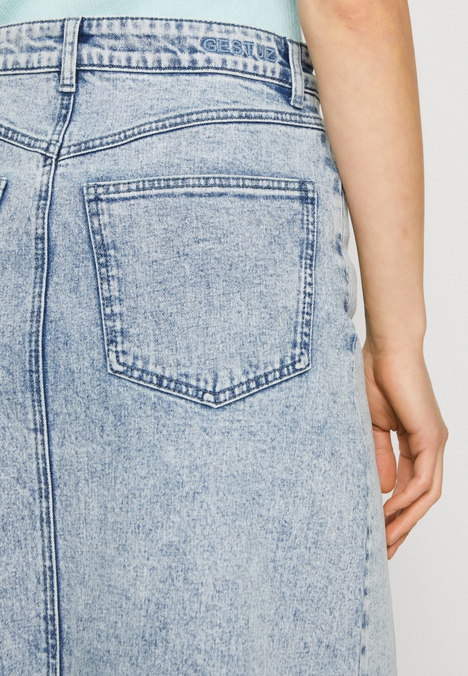 Gestuz Janice Long Skirt - Jupe Longue - Washed Mid Blue 6 Gestuz Janice Long Skirt - Jupe Longue - Washed Mid Blue – Image 4