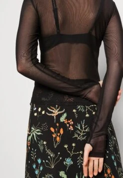 Monki T-Shirt À Manches Longues - Black -Stradivarius Soldes 7ff00ef37071452ebfc6d3f6d5b3e0ed