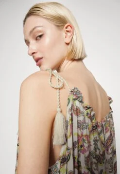 Yasgemma Strap Midi Dress - Fest - Robe De Jour - Apricot -Stradivarius Soldes 828a4189e65c41d69a7909322d080f29