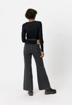 Gestuz Sividagz Noos - T-Shirt À Manches Longues - Black -Stradivarius Soldes 8ff24383338d431a9a2a0e64c49d786f