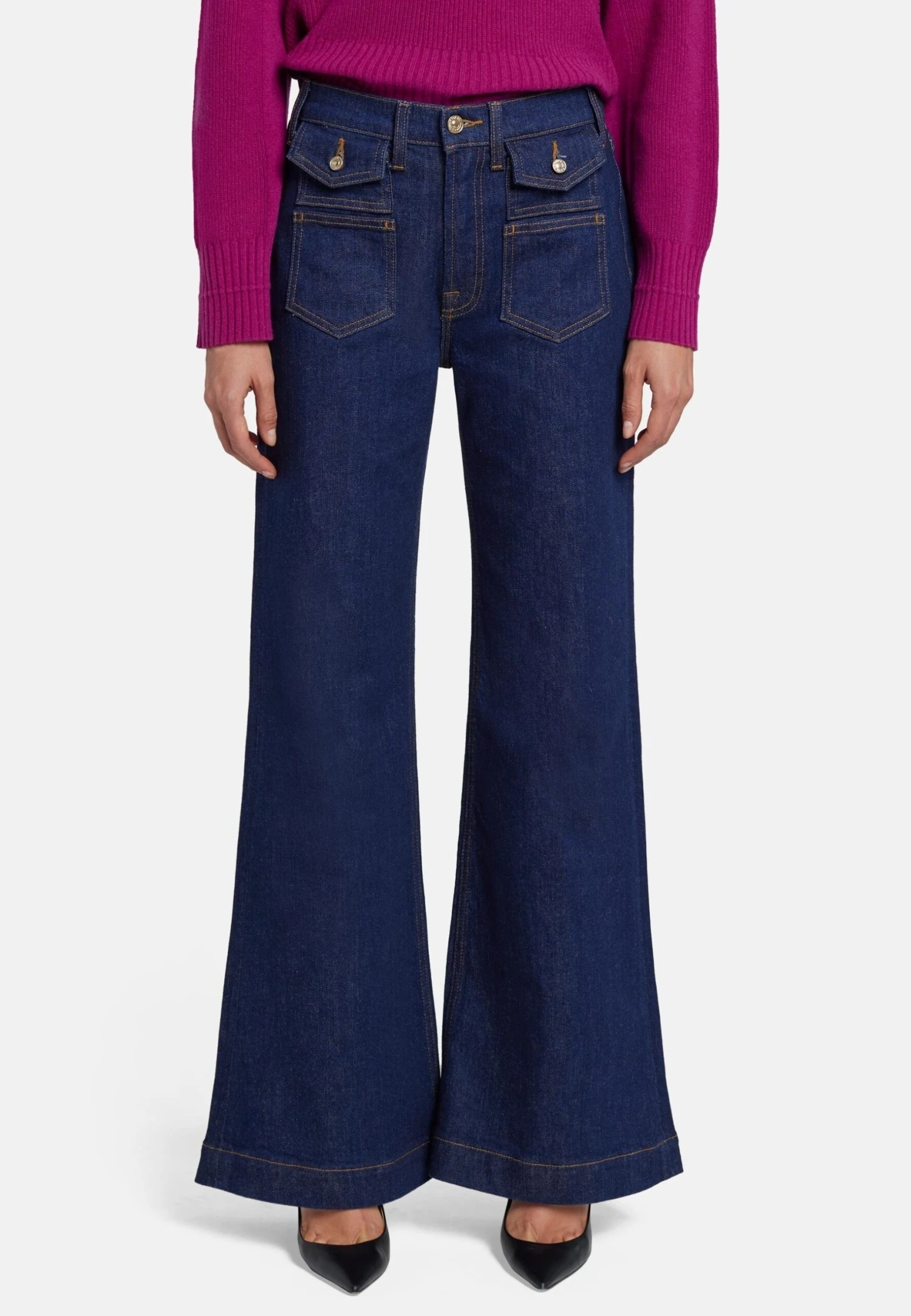 7 For All Mankind Explorer Modern Dojo - Jean Flare - Dark Blue 3 7 For All Mankind Explorer Modern Dojo - Jean Flare - Dark Blue