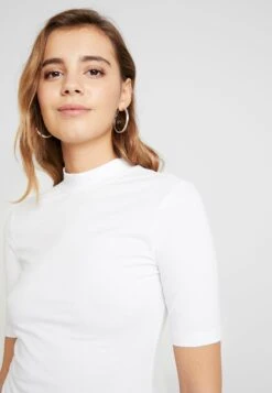 Even&Odd 2 Pack - T-Shirt Basic - T-Shirt Basique - White/Black 13 Even&Odd 2 Pack - T-Shirt Basic - T-Shirt Basique - White/Black -Stradivarius Soldes a36b4e086e8f4726bead2b77daaffa31