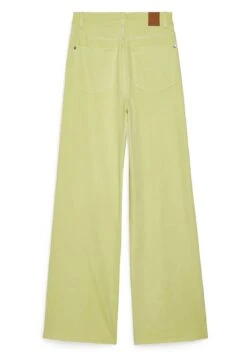 Jean Flare - Yellow 14 Jean Flare - Yellow -Stradivarius Soldes a730cec55fed4cdfba8368304c6702af