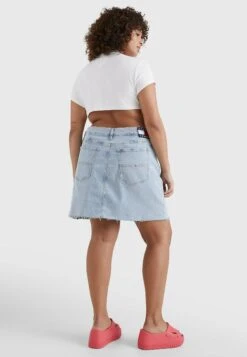 Tommy Jeans Curve Mom Fit - Jupe Trapèze - Denim Light 14 Tommy Jeans Curve Mom Fit - Jupe Trapèze - Denim Light -Stradivarius Soldes a7e490c9a8c64ec9abbaae2d2374bb5b