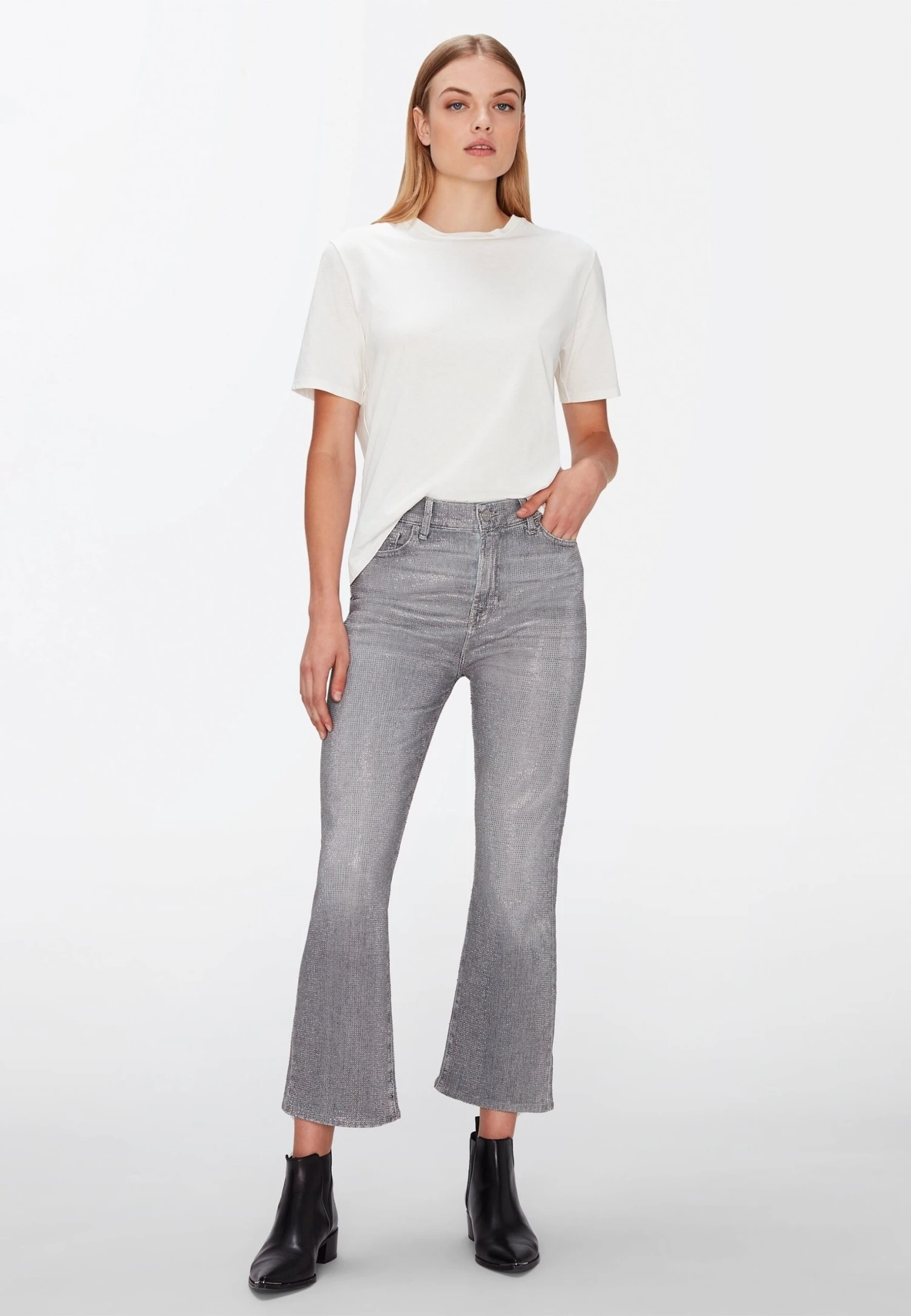 7 For All Mankind Kick - Jean Bootcut - Grey 4 7 For All Mankind Kick - Jean Bootcut - Grey – Image 2