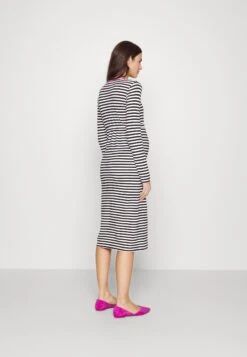 Mamalicious Mlgisela Dress - Robe En Jersey - Black -Stradivarius Soldes a8980b855939430daf29004294e6c9e7