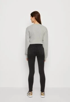 ONLY Onlroyal - Jeans Skinny - Black Denim 10 ONLY Onlroyal - Jeans Skinny - Black Denim -Stradivarius Soldes aa4ef6f6ef22474a8ca555b73b4192cb