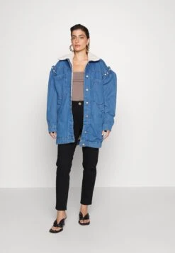 Nouvelles Arrivées -Stradivarius Soldes ae56d4f9d6ca400f972c41723767dbc0