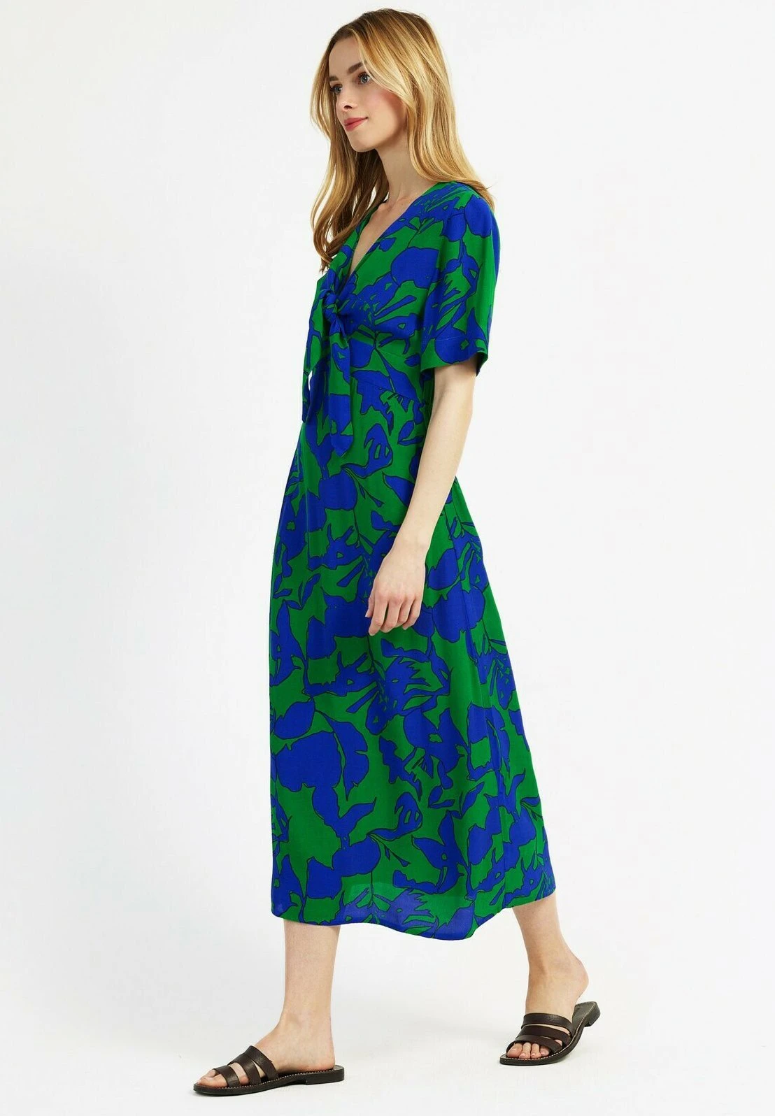 Moritz Printed With Tie - Robe De Jour - Green 6 Moritz Printed With Tie - Robe De Jour - Green – Image 4