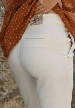 Cache Coeur Maternity - Jean Flare - Beige -Stradivarius Soldes afa5646c651a47deb4674b29da019d4c