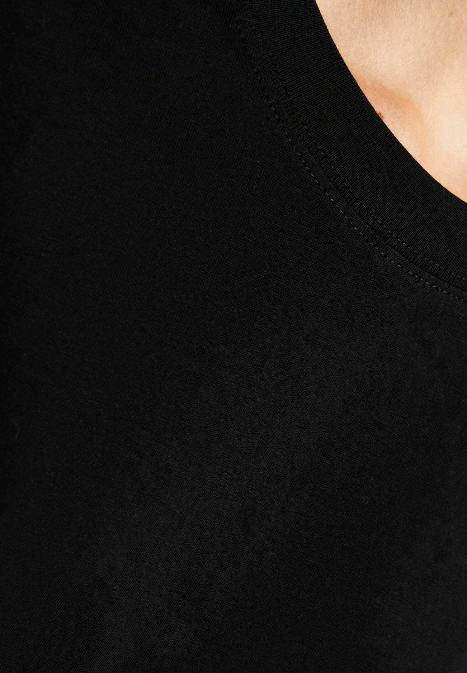 BERSHKA Short Sleeve - T-Shirt Basique - Black 7 BERSHKA Short Sleeve - T-Shirt Basique - Black – Image 5