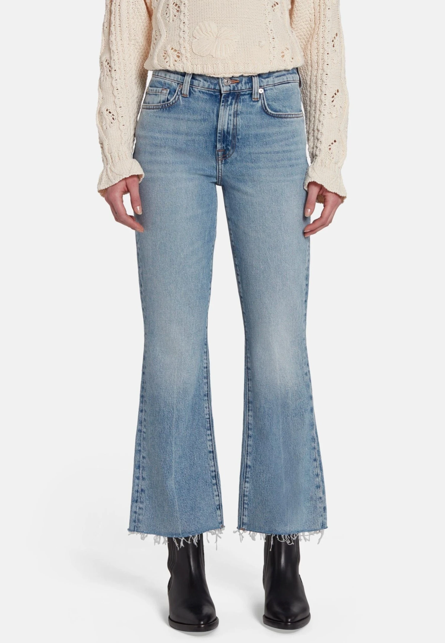 7 For All Mankind Betty - Jean Bootcut - Light Blue 3 7 For All Mankind Betty - Jean Bootcut - Light Blue