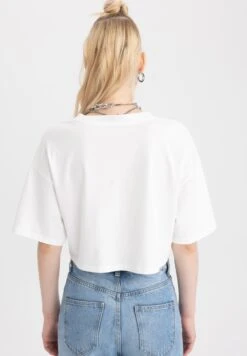 DeFacto Oversize Fit - T-Shirt Imprimé - White -Stradivarius Soldes bc015f07df574707b82f10003f760532